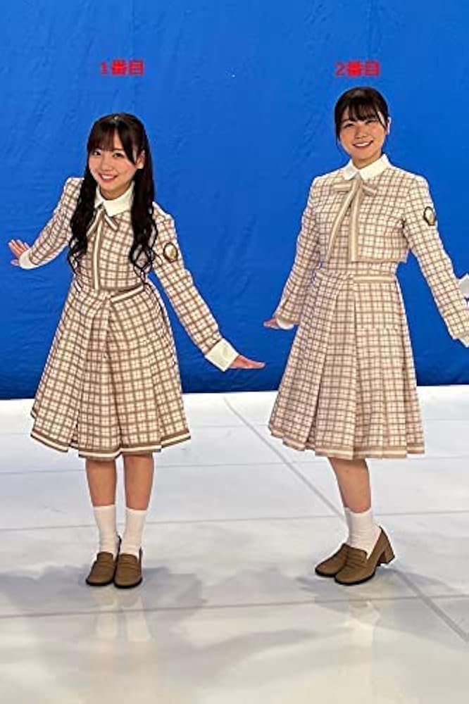 日向坂46 君しか勝たん MV衣装 コスプレ 日向坂46 5thシングル 表題曲「君しか勝たん」MV 衣装、日向坂46